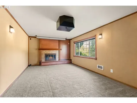 124 Alpha Drive Longview WA 98632