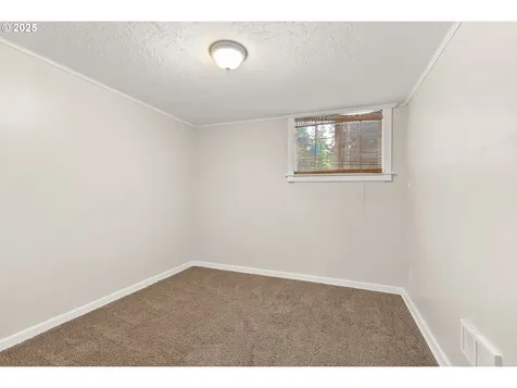124 Alpha Drive Longview WA 98632