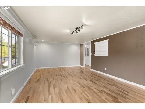 124 Alpha Drive Longview WA 98632
