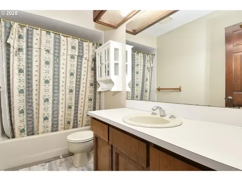 3143 NE 156th Avenue Portland OR 97230