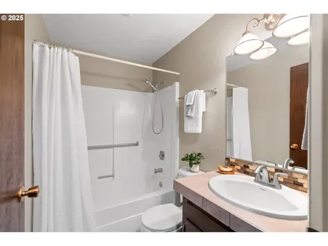 1911 SW Vista Place Pendleton OR 97801