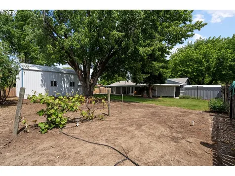 1911 SW Vista Place Pendleton OR 97801