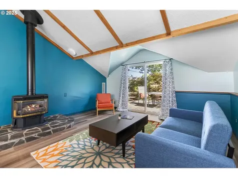 7324 SE Crystal Springs Boulevard Portland OR 97206