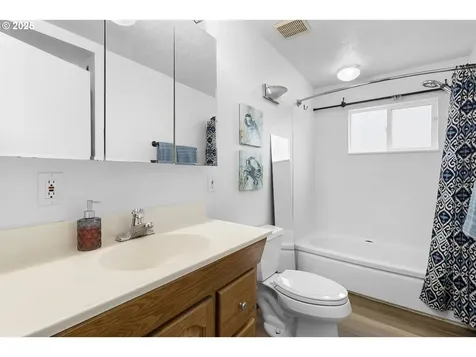 7324 SE Crystal Springs Boulevard Portland OR 97206