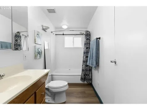 7324 SE Crystal Springs Boulevard Portland OR 97206