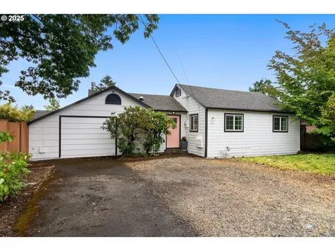 7324 SE Crystal Springs Boulevard Portland OR 97206