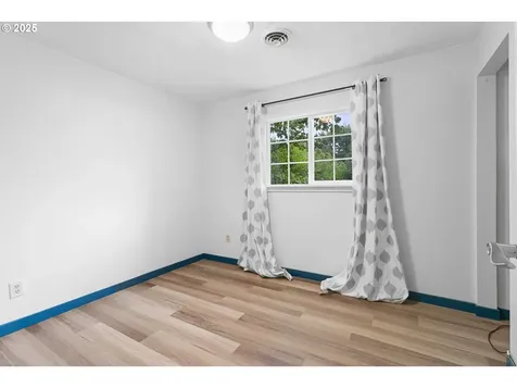 7324 SE Crystal Springs Boulevard Portland OR 97206
