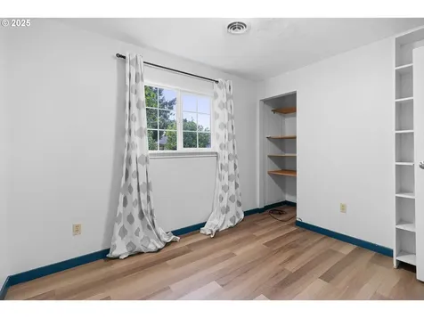 7324 SE Crystal Springs Boulevard Portland OR 97206