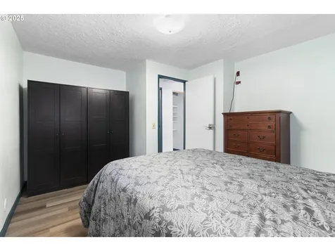 7324 SE Crystal Springs Boulevard Portland OR 97206