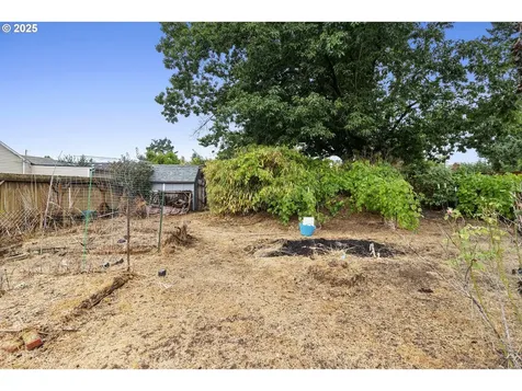7324 SE Crystal Springs Boulevard Portland OR 97206
