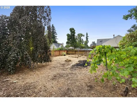 7324 SE Crystal Springs Boulevard Portland OR 97206