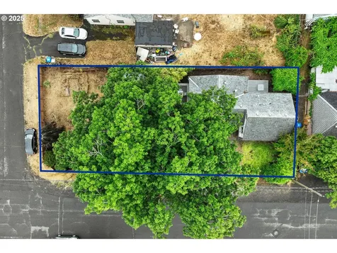 7324 SE Crystal Springs Boulevard Portland OR 97206
