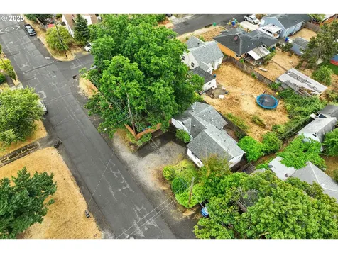 7324 SE Crystal Springs Boulevard Portland OR 97206