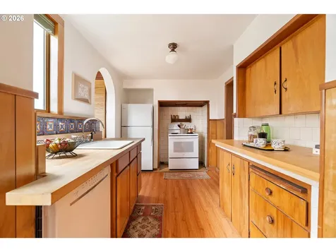 3366 NW Franklin Court Portland OR 97210