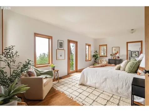 3366 NW Franklin Court Portland OR 97210