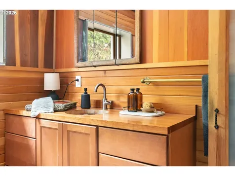 3366 NW Franklin Court Portland OR 97210