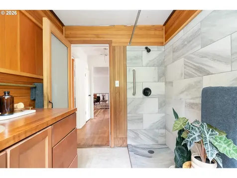 3366 NW Franklin Court Portland OR 97210