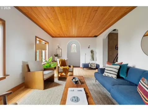 3366 NW Franklin Court Portland OR 97210
