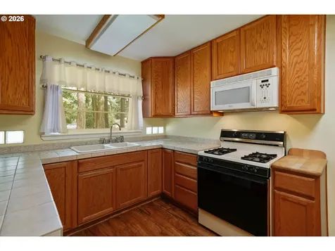 6290 Carman Drive Lake Oswego OR 97035