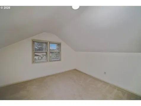 6290 Carman Drive Lake Oswego OR 97035