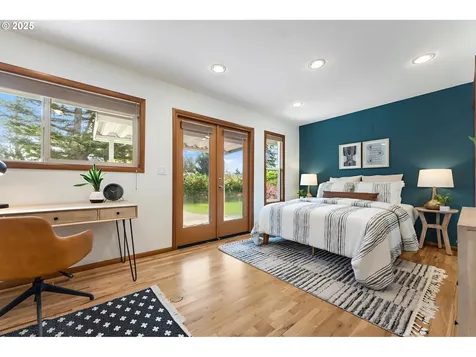 10521 SE Francis Street Portland OR 97266