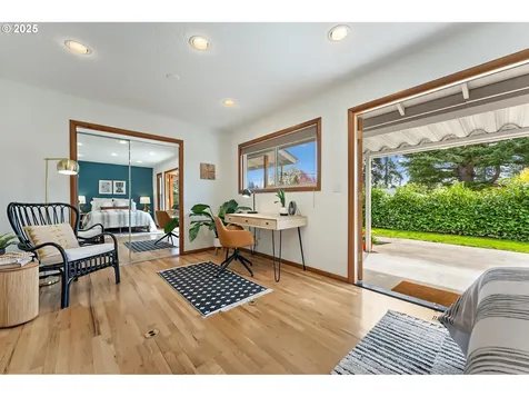 10521 SE Francis Street Portland OR 97266
