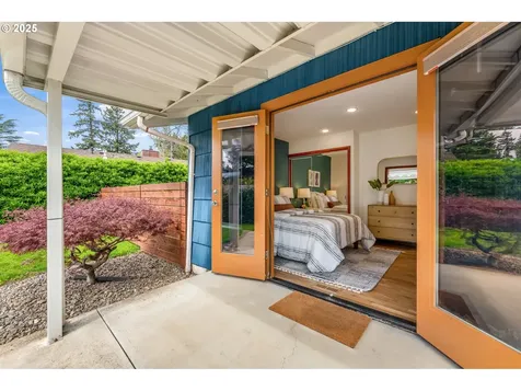 10521 SE Francis Street Portland OR 97266