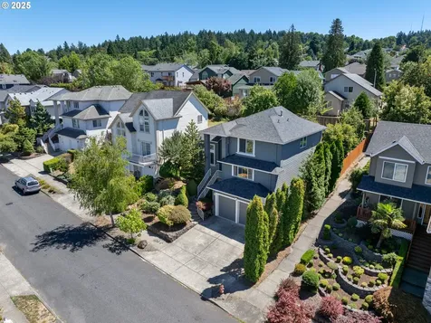 10938 SE Knapp Street Portland OR 97266