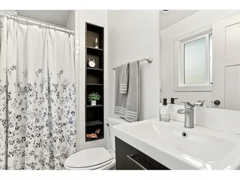 10308 NE Manor Drive Vancouver WA 98686