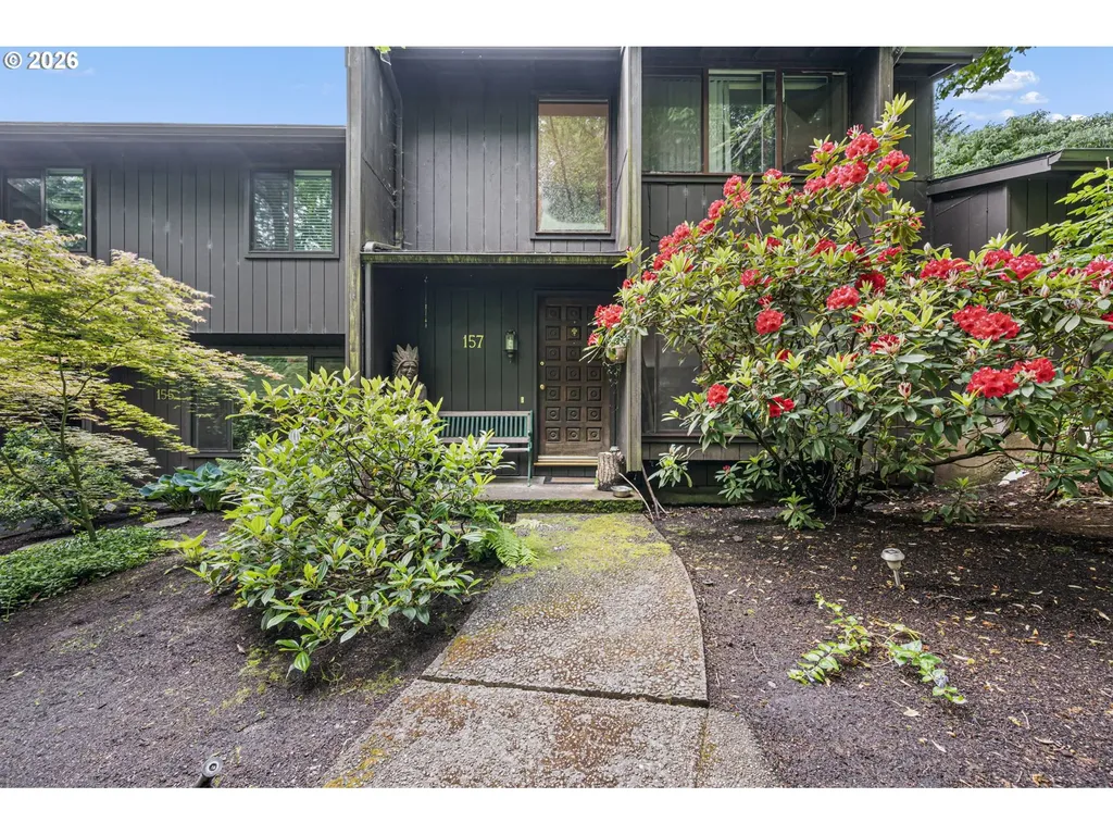157 Westbrook Way Eugene OR 97405
