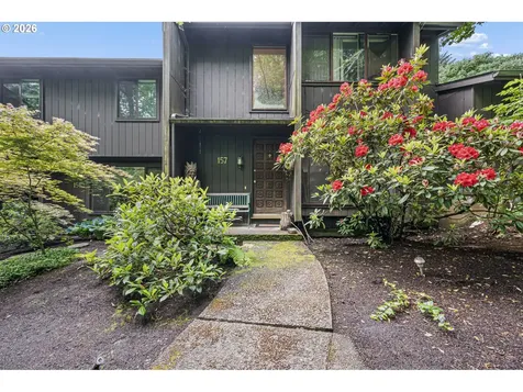 157 Westbrook Way Eugene OR 97405