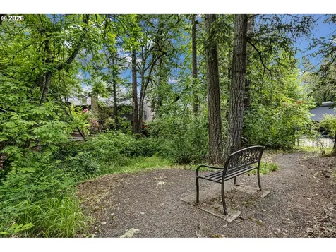 157 Westbrook Way Eugene OR 97405
