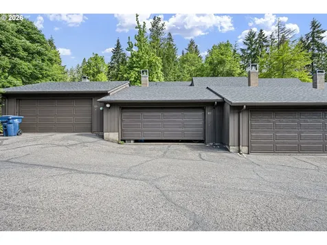 157 Westbrook Way Eugene OR 97405