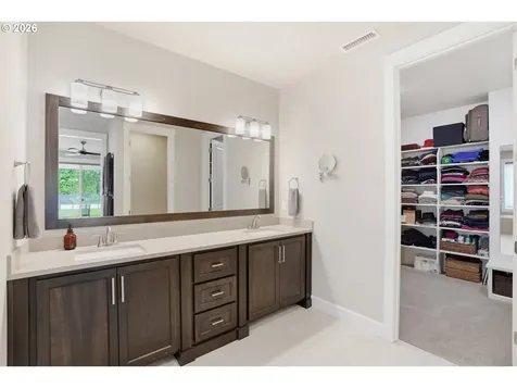 13906 NE 52nd Avenue Vancouver WA 98686