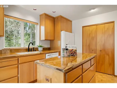 5395 NW 137th Avenue Portland OR 97229