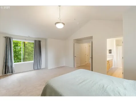 12636 SE Stephens Street Portland OR 97233