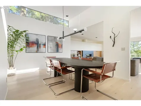 23 Masaryk Street Lake Oswego OR 97035