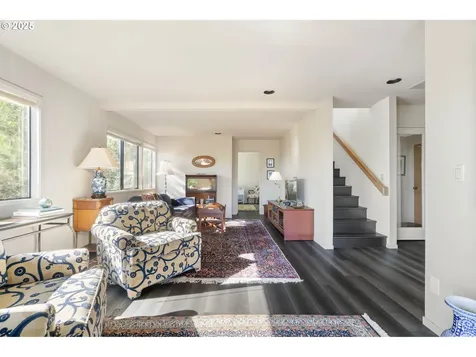 23 Masaryk Street Lake Oswego OR 97035