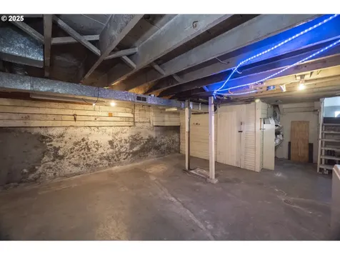 7132 NE Mallory Avenue Portland OR 97211
