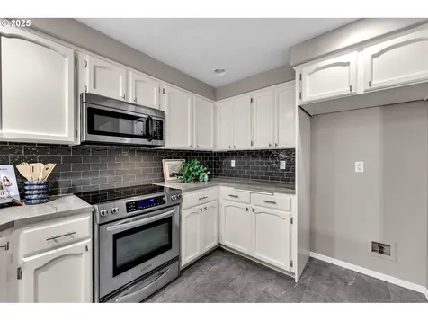17602 NE 232nd Avenue Brush Prairie WA 98606