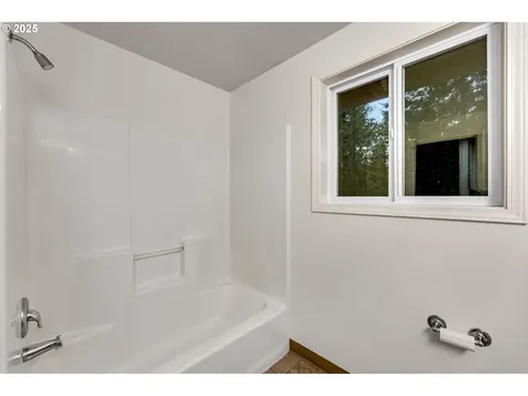 17602 NE 232nd Avenue Brush Prairie WA 98606