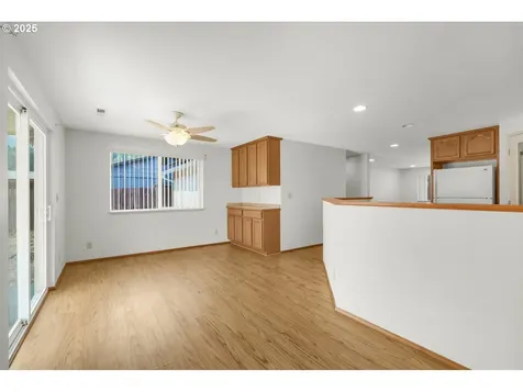 47666 W 1st Street Oakridge OR 97463