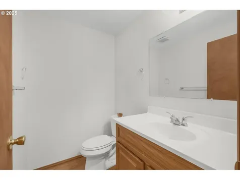 47666 W 1st Street Oakridge OR 97463