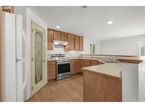 47666 W 1st Street Oakridge OR 97463
