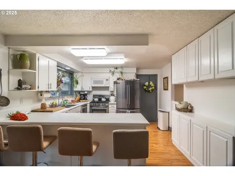 207 NE Spencer Court Roseburg OR 97470
