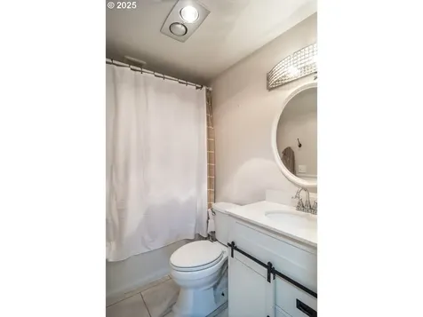 207 NE Spencer Court Roseburg OR 97470