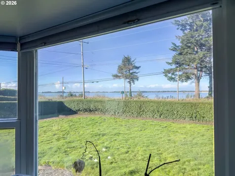 92222 Cape Arago Highway Coos Bay OR 97420