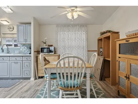 17561 SW Hancock Way Beaverton OR 97006
