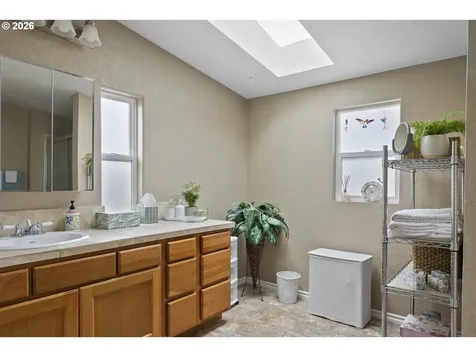 17561 SW Hancock Way Beaverton OR 97006