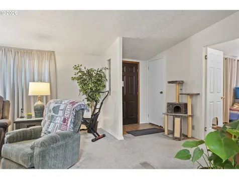 17561 SW Hancock Way Beaverton OR 97006